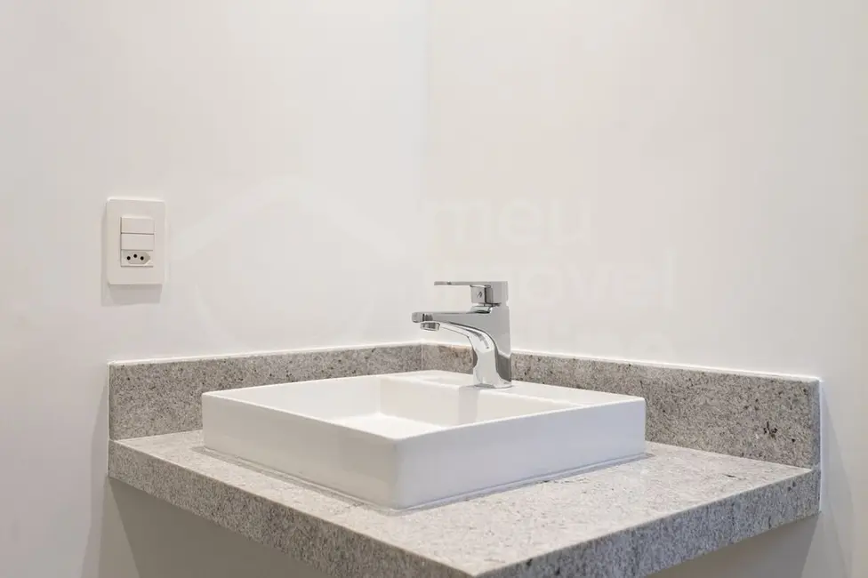 Foto 2 de Apartamento com 2 quartos à venda, 70m2 em Pinheiros, São Paulo - SP