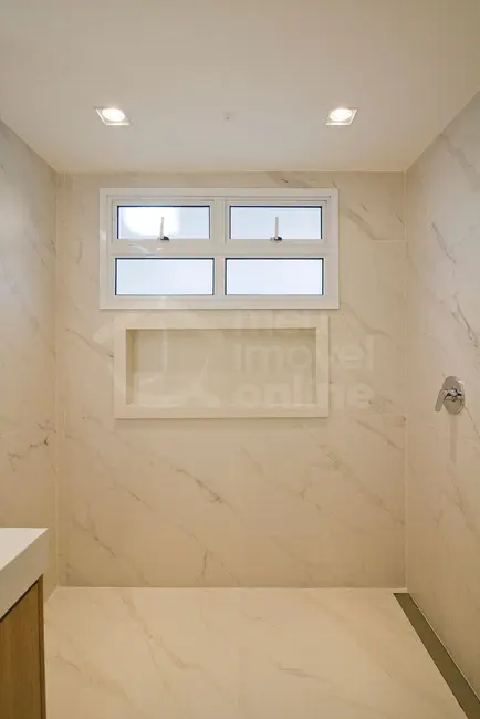 Foto 3 de Apartamento com 3 quartos à venda, 222m2 em Jardim Paulista, São Paulo - SP