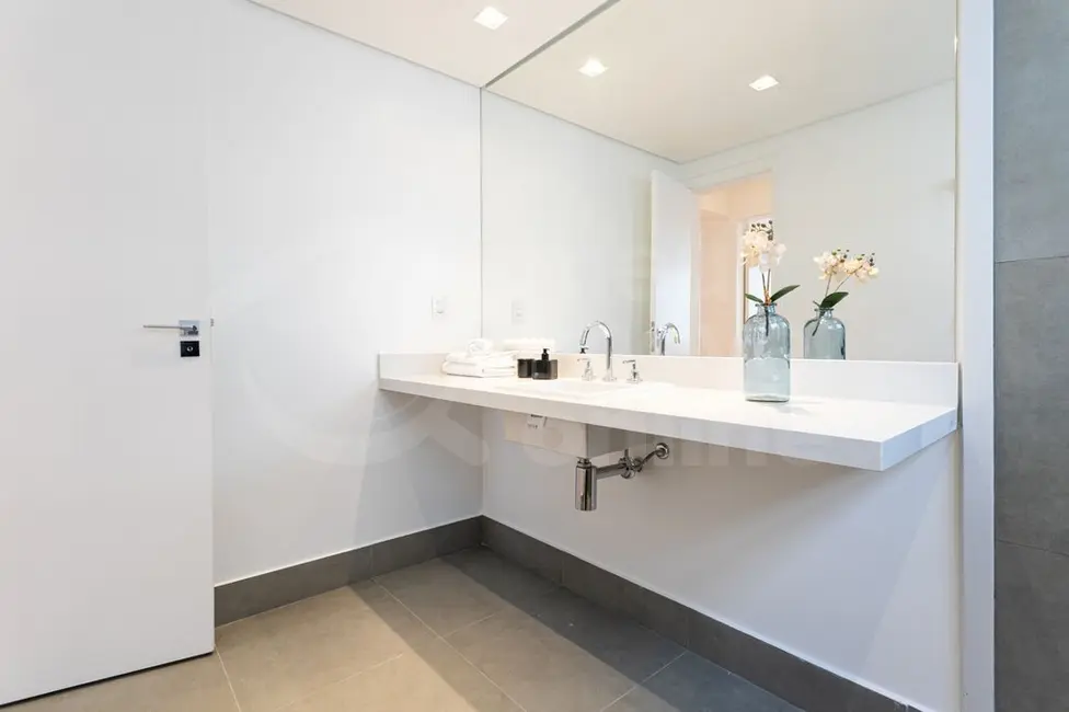 Apartamento com 3 quartos à venda, 135m2 em Bela Vista, São Paulo - SP - imagem 4 Foto 4 de Apartamento com 3 quartos à venda, 135m2 em Bela Vista, São Paulo - SP