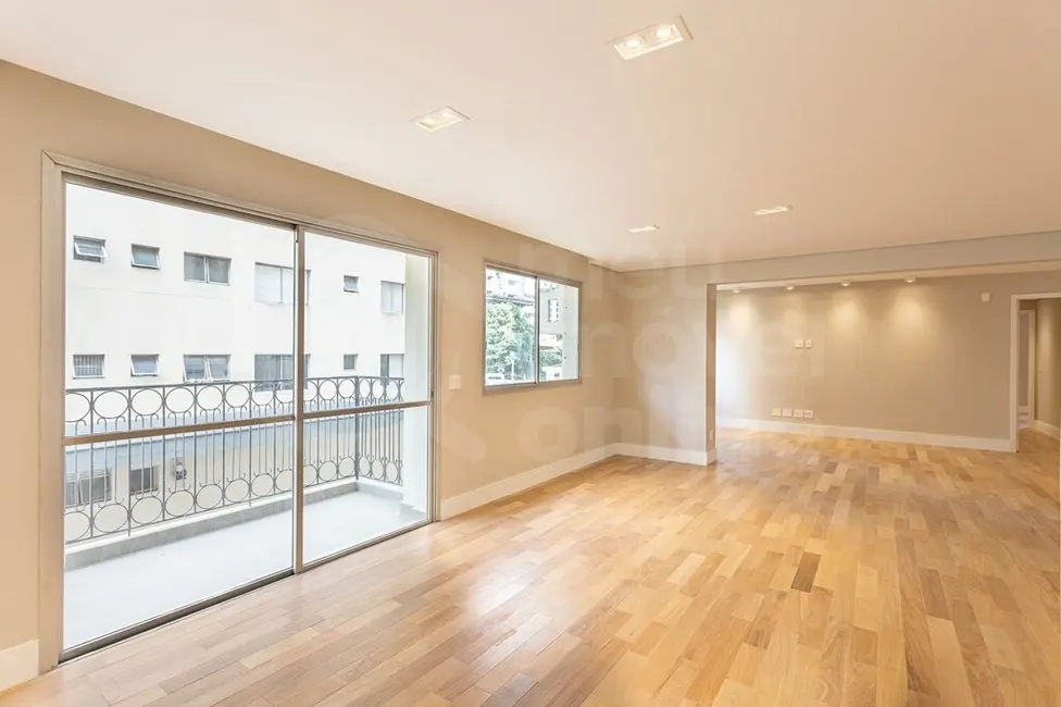 Foto 3 de Apartamento com 2 quartos à venda, 161m2 em Moema, São Paulo - SP