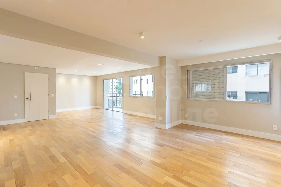 Foto 4 de Apartamento com 2 quartos à venda, 161m2 em Moema, São Paulo - SP