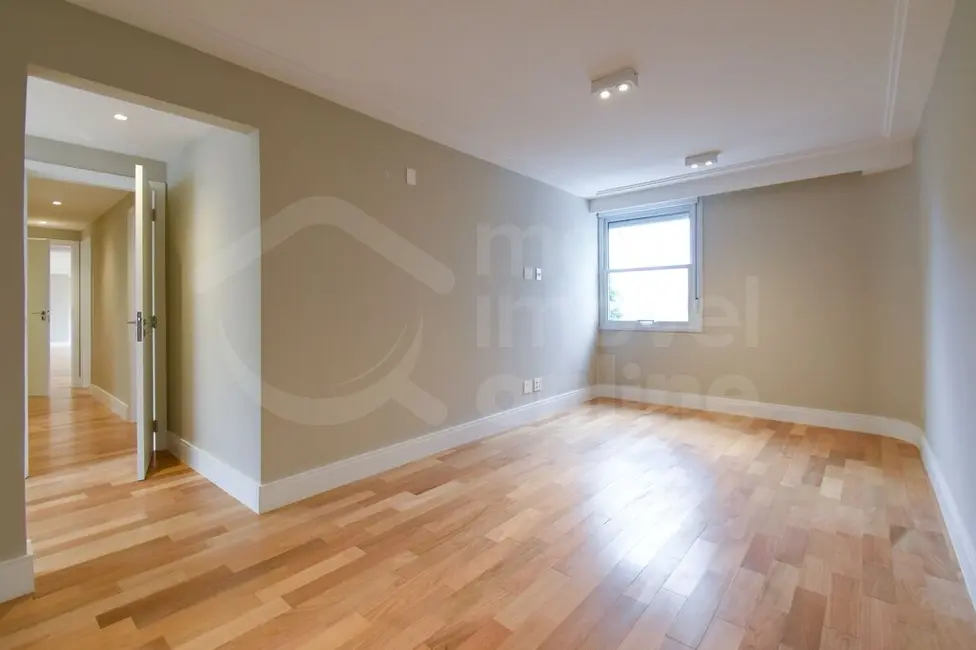 Apartamento com 3 quartos à venda, 212m2 em Higienópolis, São Paulo - SP - imagem 5 Foto 5 de Apartamento com 3 quartos à venda, 212m2 em Higienópolis, São Paulo - SP