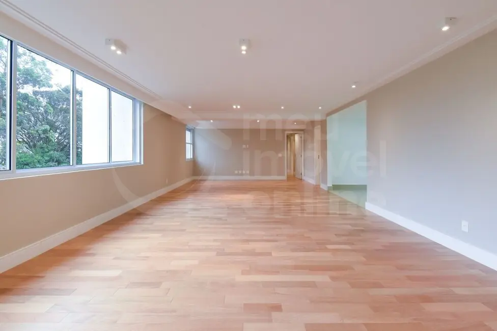 Apartamento com 3 quartos à venda, 212m2 em Higienópolis, São Paulo - SP - imagem 1 Foto 1 de Apartamento com 3 quartos à venda, 212m2 em Higienópolis, São Paulo - SP