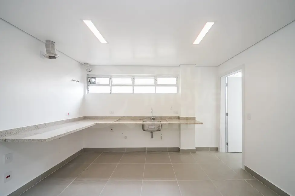 Apartamento com 3 quartos à venda, 147m2 em Higienópolis, São Paulo - SP - imagem 4 Foto 4 de Apartamento com 3 quartos à venda, 147m2 em Higienópolis, São Paulo - SP