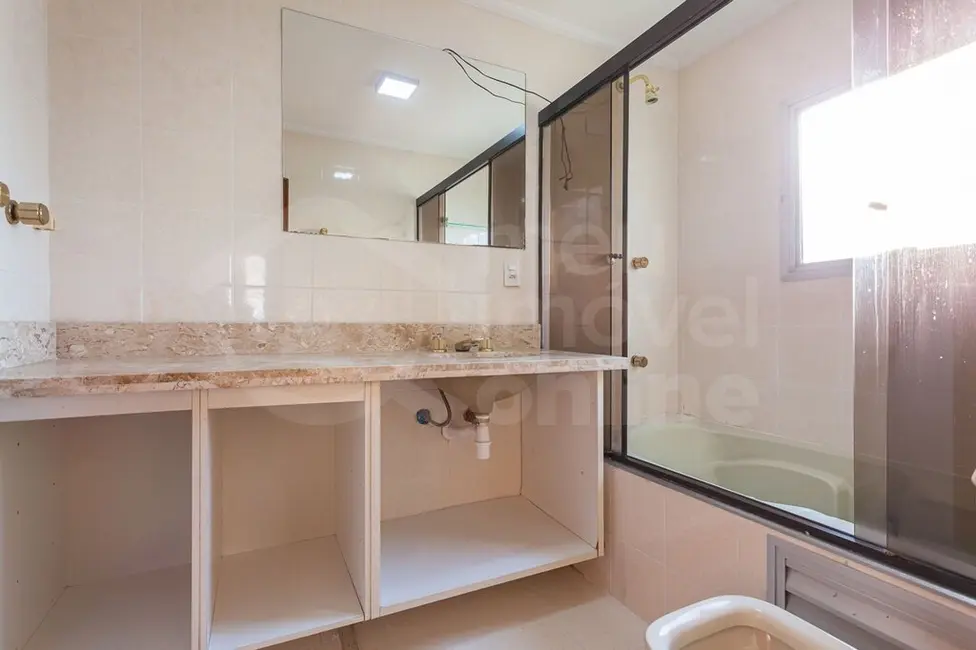 Foto 3 de Apartamento com 2 quartos à venda, 72m2 em Campo Belo, São Paulo - SP