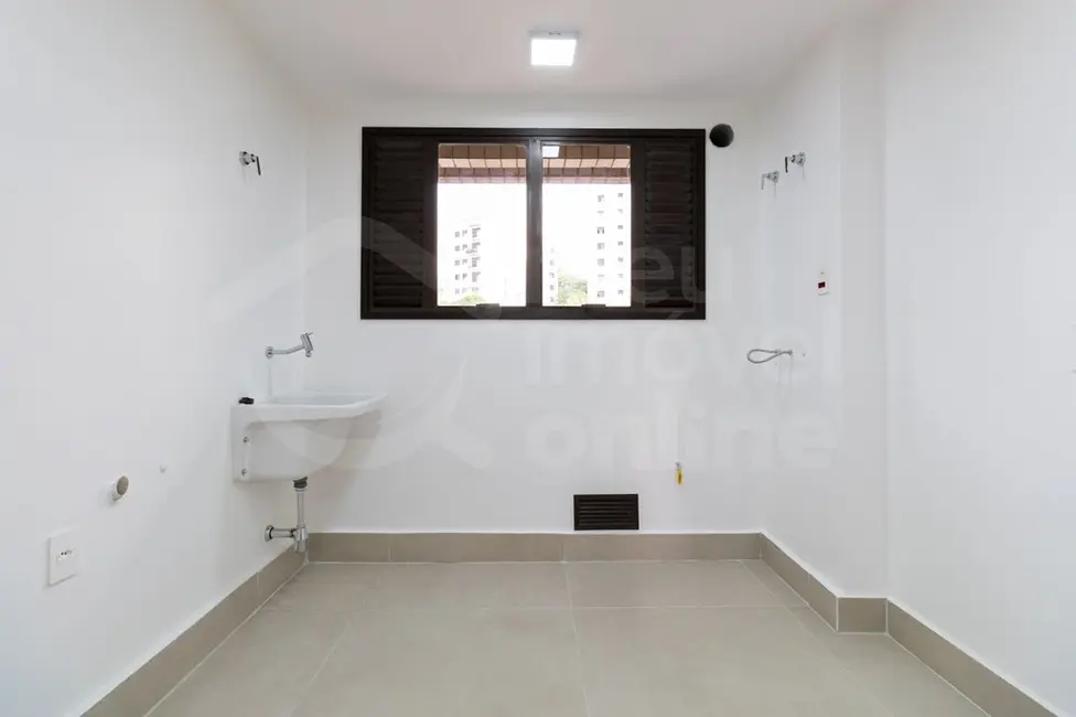 Foto 3 de Apartamento com 3 quartos à venda, 148m2 em Alto da Lapa, São Paulo - SP