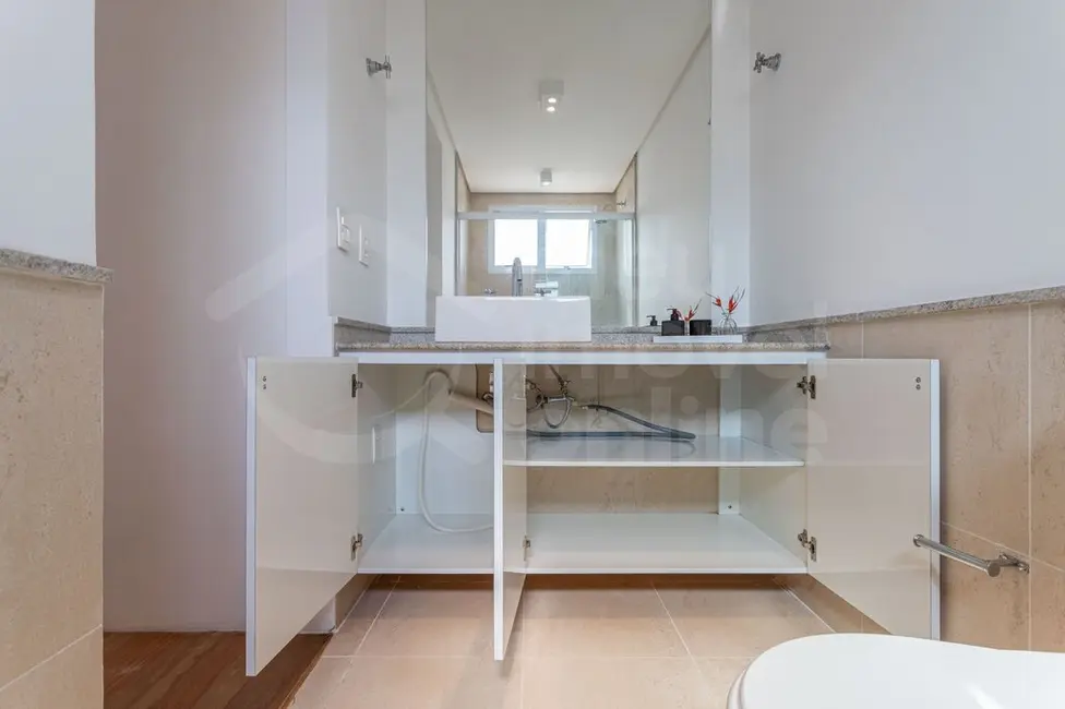 Apartamento com 3 quartos à venda, 131m2 em Itaim Bibi, São Paulo - SP - imagem 4 Foto 4 de Apartamento com 3 quartos à venda, 131m2 em Itaim Bibi, São Paulo - SP