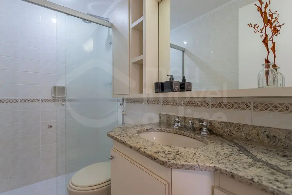Apartamento com 2 quartos à venda, 60m2 em Moema, São Paulo - SP - imagem 3 Foto 3 de Apartamento com 2 quartos à venda, 60m2 em Moema, São Paulo - SP