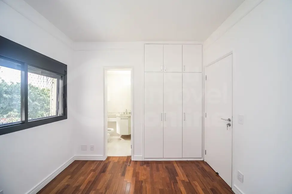 Apartamento com 4 quartos à venda, 172m2 em Campo Belo, São Paulo - SP - imagem 8 Foto 8 de Apartamento com 4 quartos à venda, 172m2 em Campo Belo, São Paulo - SP