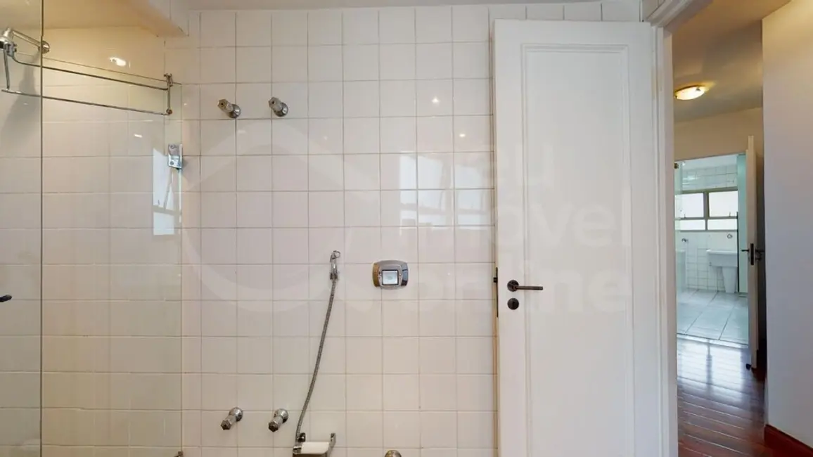 Apartamento com 3 quartos à venda, 149m2 em Moema, São Paulo - SP - imagem 7 Foto 7 de Apartamento com 3 quartos à venda, 149m2 em Moema, São Paulo - SP