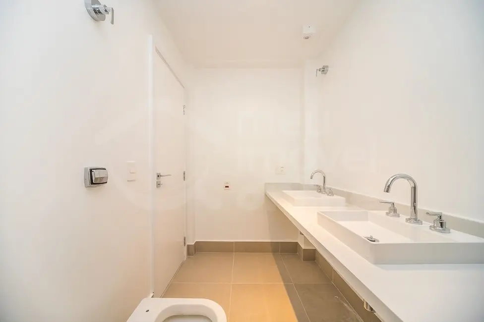 Foto 3 de Apartamento com 3 quartos à venda, 202m2 em Higienópolis, São Paulo - SP