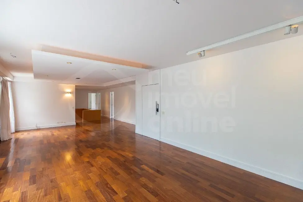 Foto 2 de Apartamento com 4 quartos à venda, 220m2 em Granja Julieta, São Paulo - SP