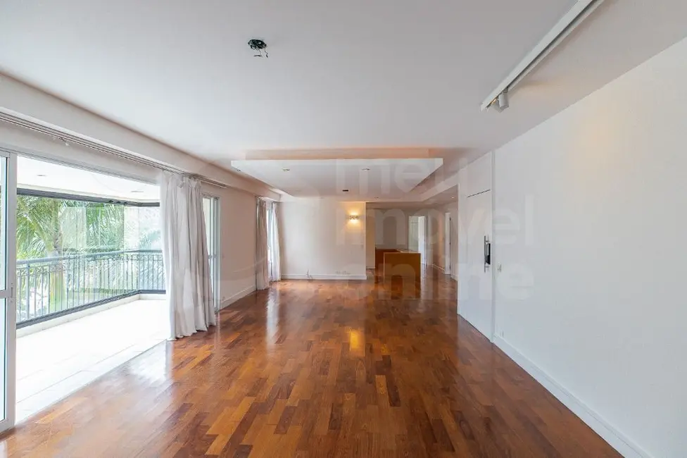 Foto 1 de Apartamento com 4 quartos à venda, 220m2 em Granja Julieta, São Paulo - SP