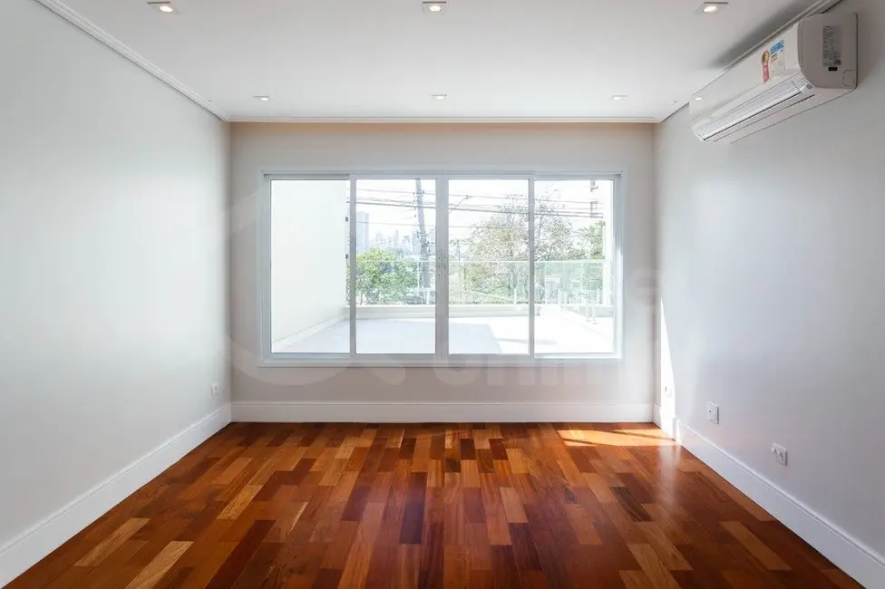 Foto 3 de Casa com 3 quartos à venda, 215m2 em Vila Madalena, São Paulo - SP