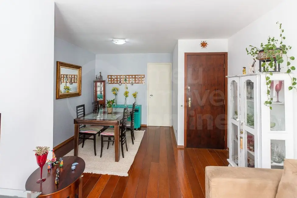 Apartamento com 3 quartos à venda, 95m2 em Vila Nova Conceição, São Paulo - SP - imagem 5 Foto 5 de Apartamento com 3 quartos à venda, 95m2 em Vila Nova Conceição, São Paulo - SP