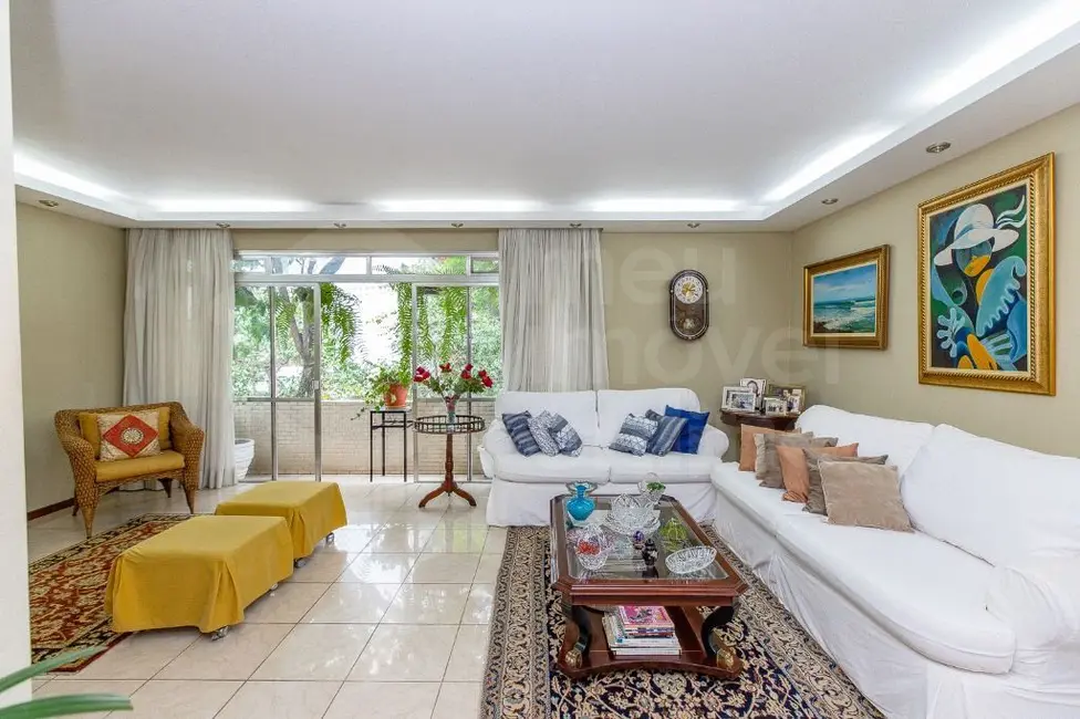 Apartamento com 3 quartos à venda, 175m2 em Jardim Paulista, São Paulo - SP - imagem 1 Foto 1 de Apartamento com 3 quartos à venda, 175m2 em Jardim Paulista, São Paulo - SP