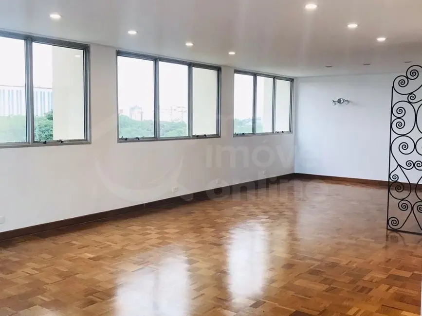 Foto 3 de Apartamento com 4 quartos à venda, 187m2 em Santo Amaro, São Paulo - SP