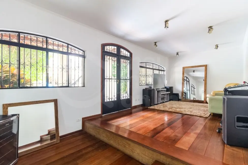 Casa com 4 quartos à venda, 380m2 em Campo Belo, São Paulo - SP - imagem 2 Foto 2 de Casa com 4 quartos à venda, 380m2 em Campo Belo, São Paulo - SP