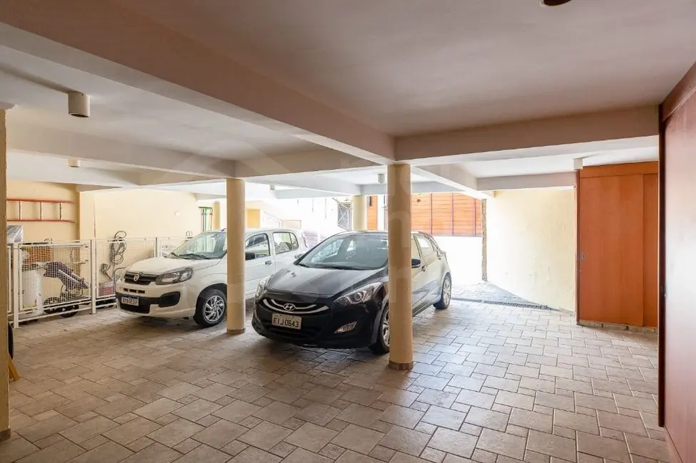 Foto 9 de Casa com 5 quartos à venda, 420m2 em Jardim das Bandeiras, São Paulo - SP