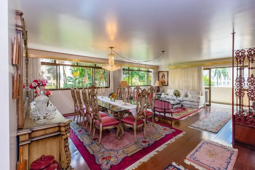 Apartamento com 4 quartos à venda, 240m2 em Higienópolis, São Paulo - SP - imagem 2 Foto 2 de Apartamento com 4 quartos à venda, 240m2 em Higienópolis, São Paulo - SP