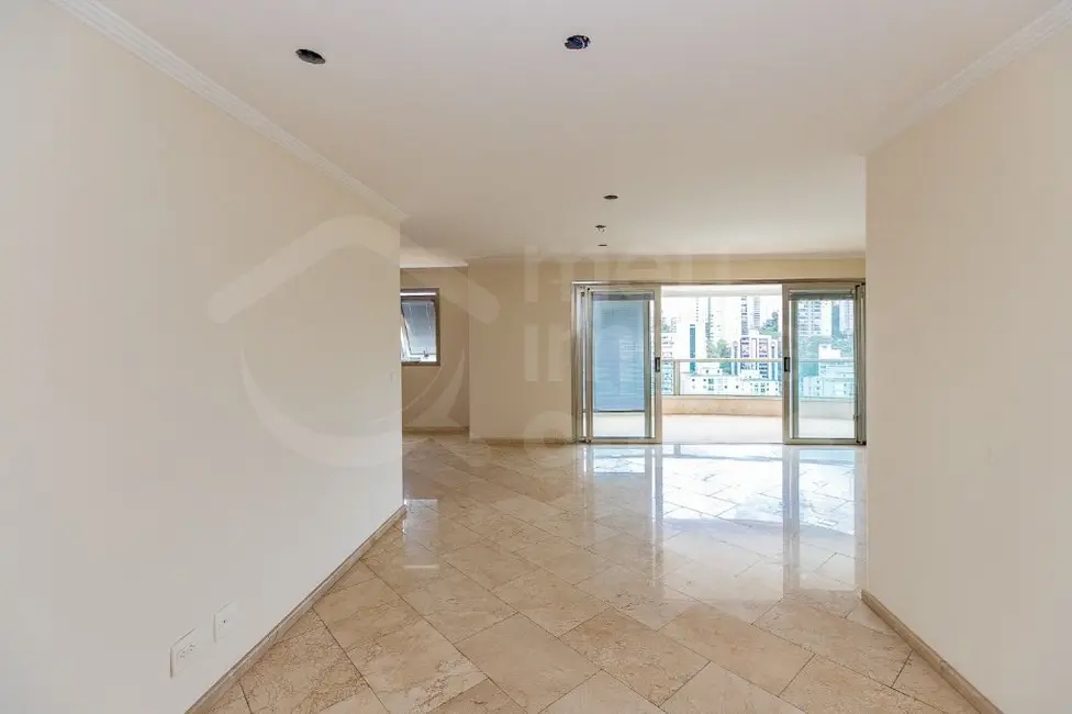 Apartamento com 4 quartos à venda, 229m2 em Vila Andrade, São Paulo - SP - imagem 7 Foto 7 de Apartamento com 4 quartos à venda, 229m2 em Vila Andrade, São Paulo - SP