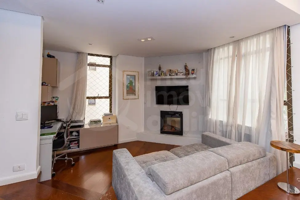 Foto 3 de Apartamento com 4 quartos à venda, 220m2 em Moema, São Paulo - SP