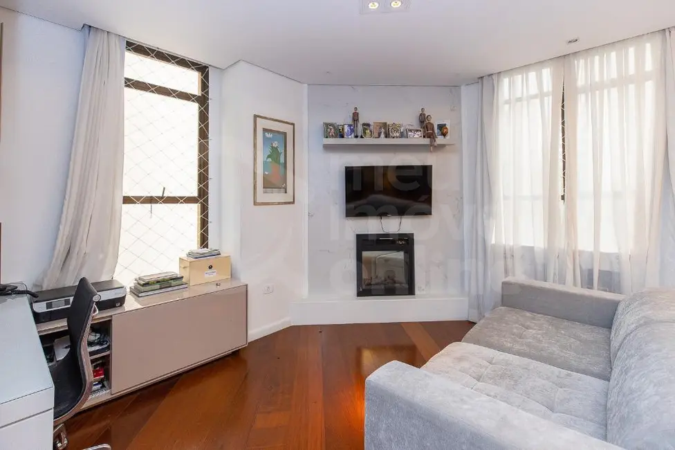 Foto 4 de Apartamento com 4 quartos à venda, 220m2 em Moema, São Paulo - SP