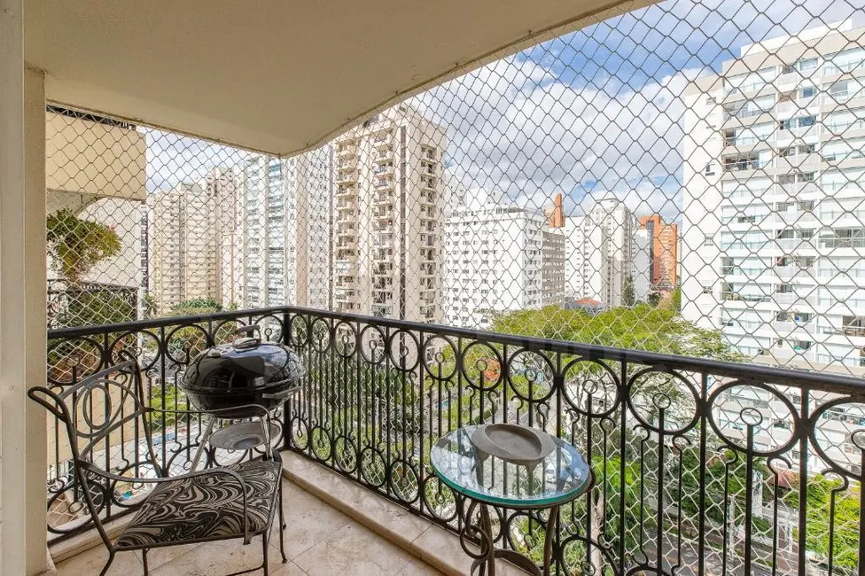 Foto 8 de Apartamento com 3 quartos à venda, 135m2 em Moema, São Paulo - SP