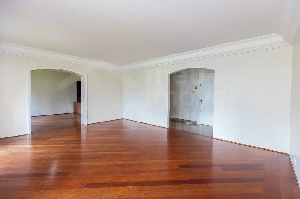 Apartamento com 3 quartos à venda, 203m2 em Higienópolis, São Paulo - SP - imagem 9 Foto 9 de Apartamento com 3 quartos à venda, 203m2 em Higienópolis, São Paulo - SP