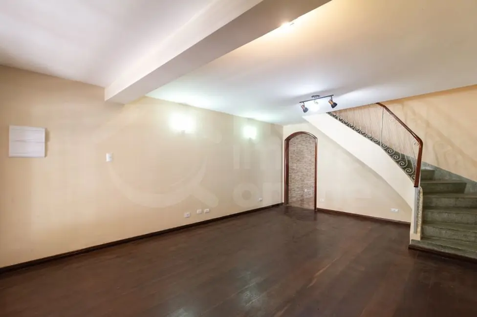 Foto 3 de Casa com 3 quartos à venda, 183m2 em Vila Cordeiro, São Paulo - SP