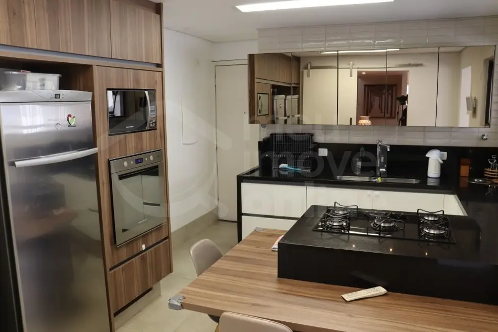 Foto 9 de Cobertura com 5 quartos à venda, 288m2 em Vila Madalena, São Paulo - SP