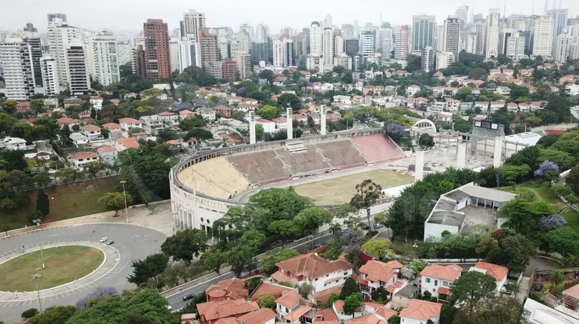 Foto 2 de Casa com 3 quartos à venda, 300m2 em Pacaembu, São Paulo - SP