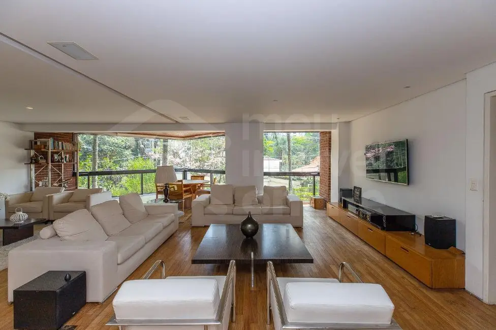 Apartamento com 3 quartos à venda, 234m2 em Moema, São Paulo - SP - imagem 7 Foto 7 de Apartamento com 3 quartos à venda, 234m2 em Moema, São Paulo - SP