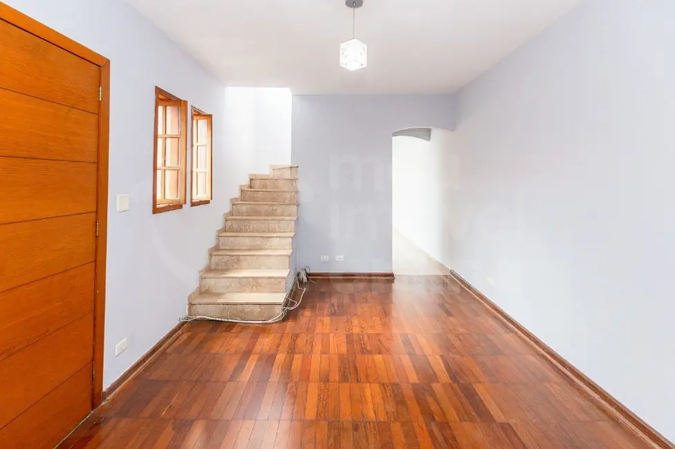 Casa com 4 quartos à venda, 185m2 em Jardim Aeroporto, São Paulo - SP - imagem 3 Foto 3 de Casa com 4 quartos à venda, 185m2 em Jardim Aeroporto, São Paulo - SP