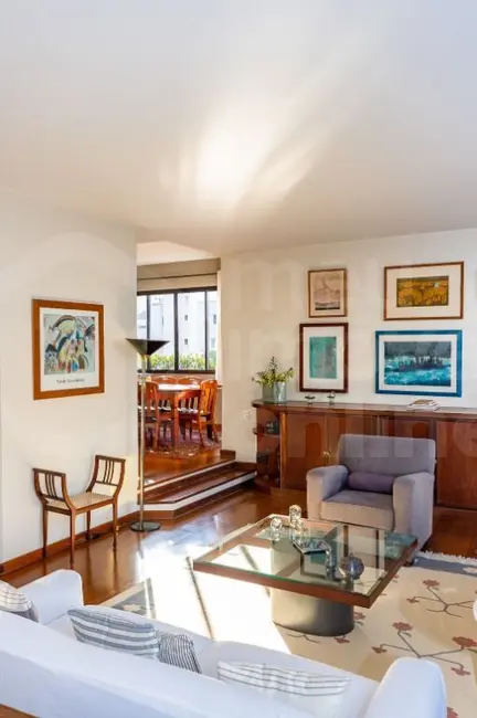 Foto 6 de Apartamento com 4 quartos à venda, 234m2 em Real Parque, São Paulo - SP