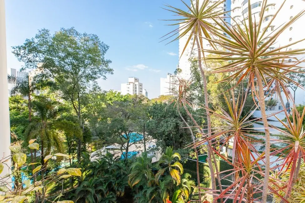 Foto 7 de Apartamento com 4 quartos à venda, 234m2 em Real Parque, São Paulo - SP