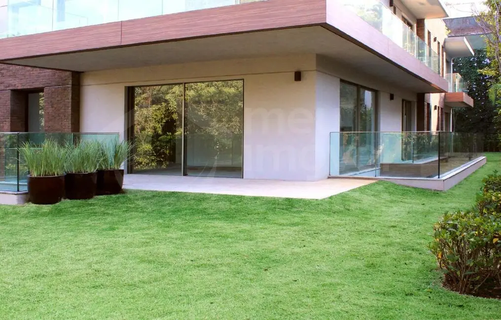 Apartamento com 4 quartos à venda, 627m2 em Alto de Pinheiros, São Paulo - SP - imagem 3 Foto 3 de Apartamento com 4 quartos à venda, 627m2 em Alto de Pinheiros, São Paulo - SP