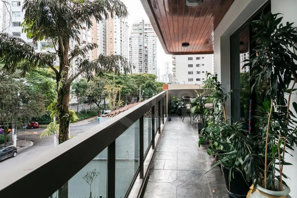 Foto 8 de Apartamento com 4 quartos à venda, 233m2 em Campo Belo, São Paulo - SP