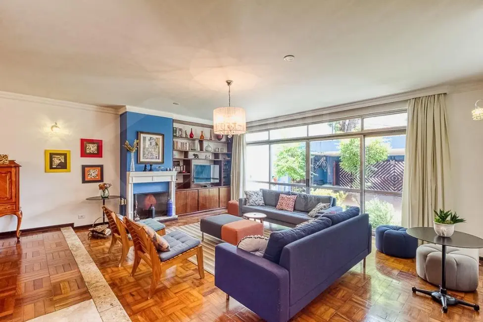 Foto 3 de Casa com 4 quartos à venda, 278m2 em Vila Cordeiro, São Paulo - SP