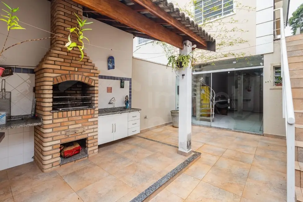 Casa com 3 quartos à venda, 148m2 em Jardim Prudência, São Paulo - SP - imagem 2 Foto 2 de Casa com 3 quartos à venda, 148m2 em Jardim Prudência, São Paulo - SP