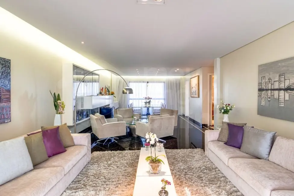 Apartamento com 3 quartos à venda, 248m2 em Moema, São Paulo - SP - imagem 7 Foto 7 de Apartamento com 3 quartos à venda, 248m2 em Moema, São Paulo - SP