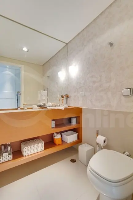Apartamento com 3 quartos à venda, 248m2 em Moema, São Paulo - SP - imagem 8 Foto 8 de Apartamento com 3 quartos à venda, 248m2 em Moema, São Paulo - SP