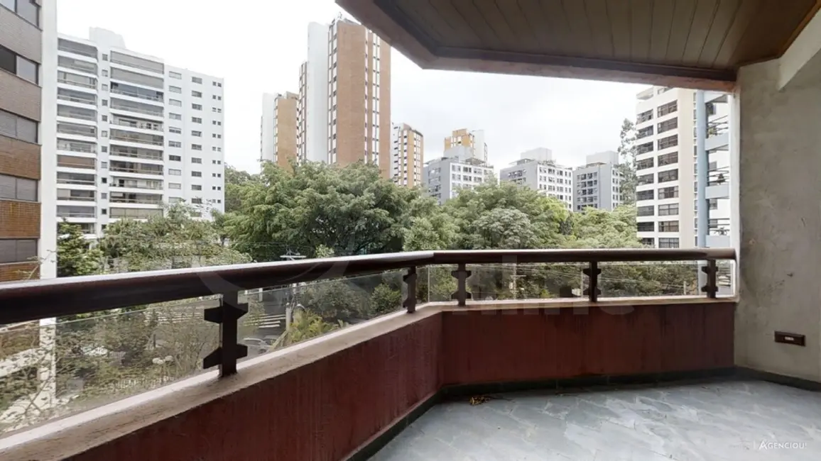 Apartamento com 3 quartos à venda, 230m2 em Vila Suzana, São Paulo - SP - imagem 7 Foto 7 de Apartamento com 3 quartos à venda, 230m2 em Vila Suzana, São Paulo - SP