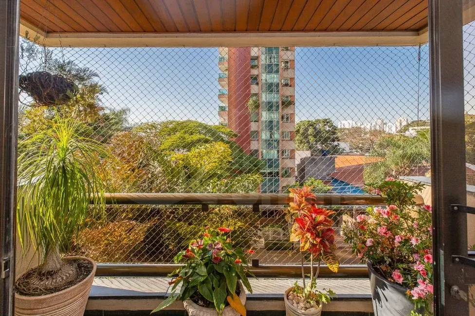 Foto 6 de Apartamento com 3 quartos à venda, 200m2 em Indianópolis, São Paulo - SP