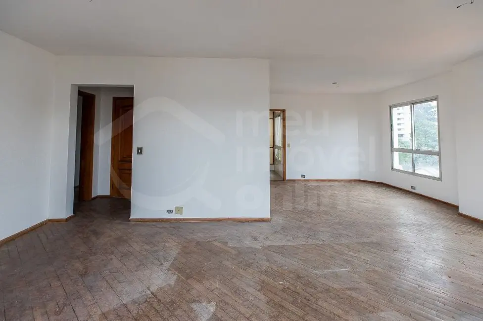 Apartamento com 4 quartos à venda, 159m2 em Saúde, São Paulo - SP - imagem 3 Foto 3 de Apartamento com 4 quartos à venda, 159m2 em Saúde, São Paulo - SP