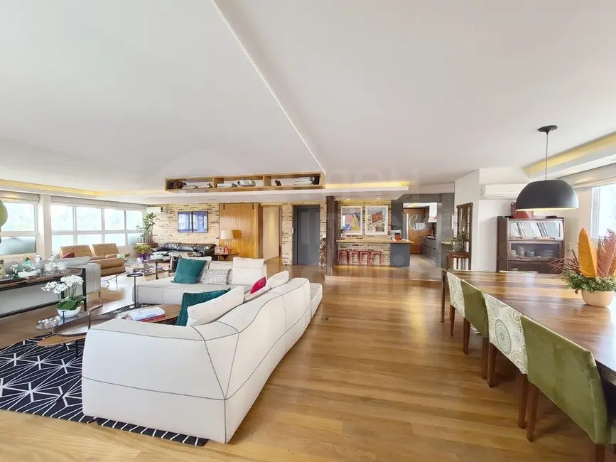 Foto 7 de Apartamento com 3 quartos à venda, 270m2 em Itaim Bibi, São Paulo - SP