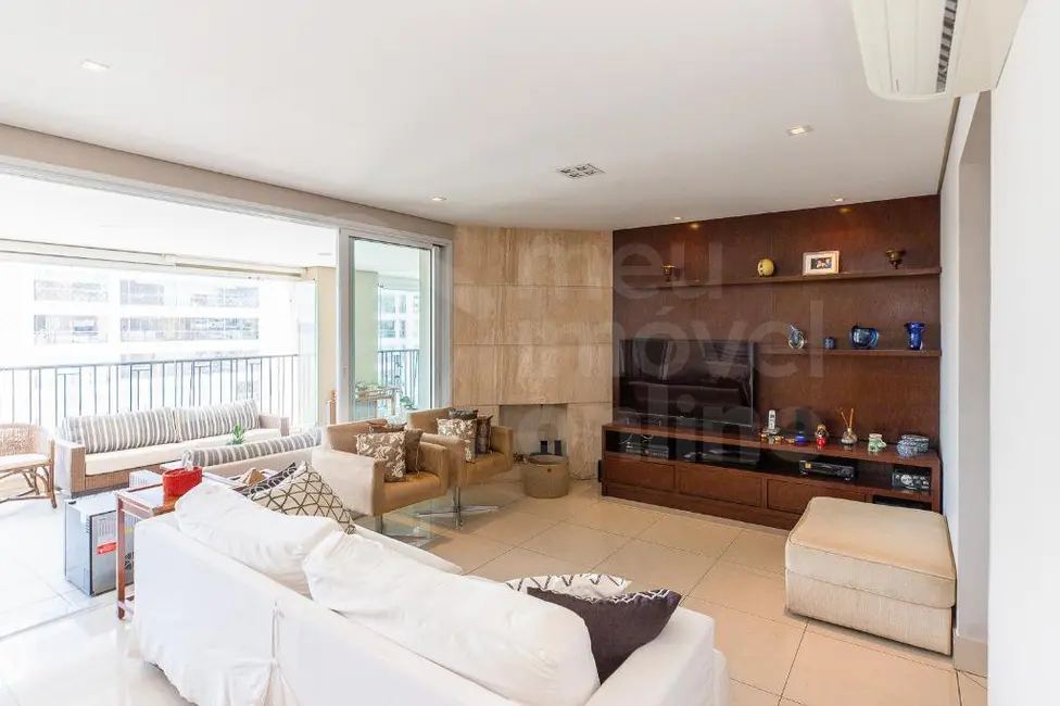 Apartamento com 4 quartos à venda, 223m2 em Campo Belo, São Paulo - SP - imagem 8 Foto 8 de Apartamento com 4 quartos à venda, 223m2 em Campo Belo, São Paulo - SP