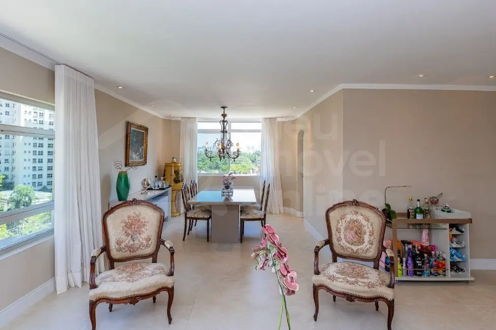 Foto 6 de Apartamento com 4 quartos à venda, 185m2 em Moema, São Paulo - SP