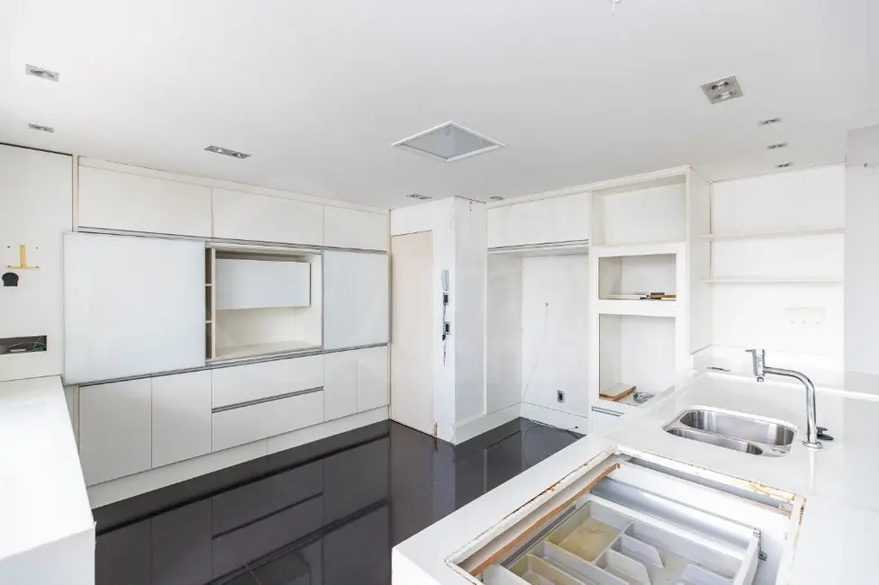 Foto 7 de Apartamento com 4 quartos à venda, 220m2 em Vila Morumbi, São Paulo - SP