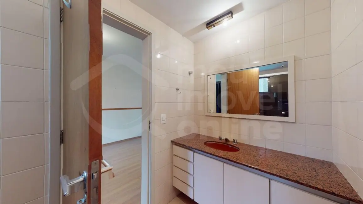 Foto 8 de Apartamento com 4 quartos à venda, 196m2 em Itaim Bibi, São Paulo - SP